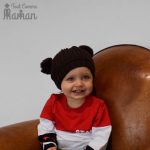 Bonnet bébé avec deux pompons